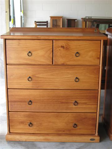 pine bedroom furniture
