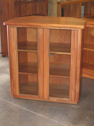 rimu display cabinets