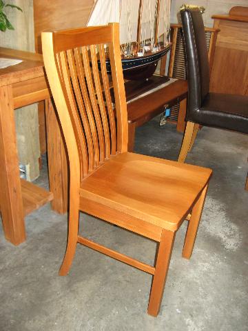 rimu dining chairs