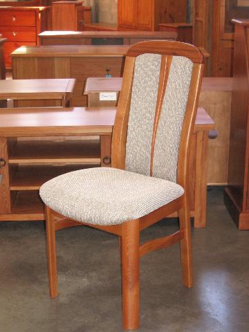 rimu dining chairs