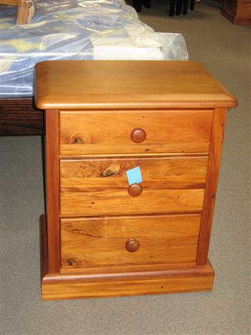 recycled rimu bedroom furniture